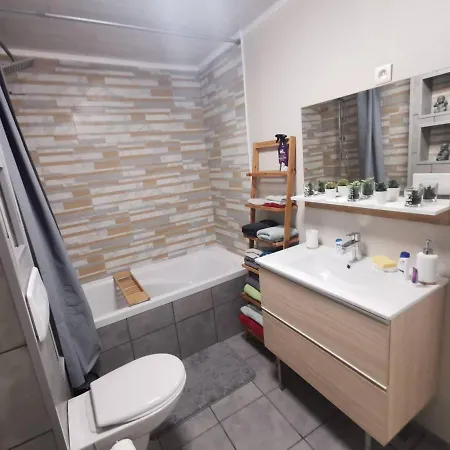 Apartment L'aiscal Appart-hotel 6 Personnes Calais